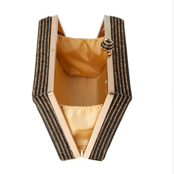 BLACK CARD! - Picture 3 of 5